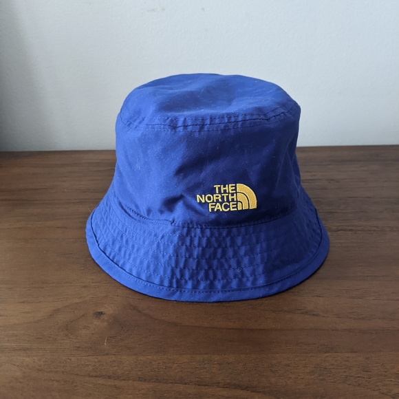 Northface Bucket hat - Picture 1 of 4